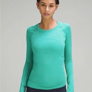 lululemon athletica Teal blue/greenLong Sleeve swiftly length to hip (not 4.0)